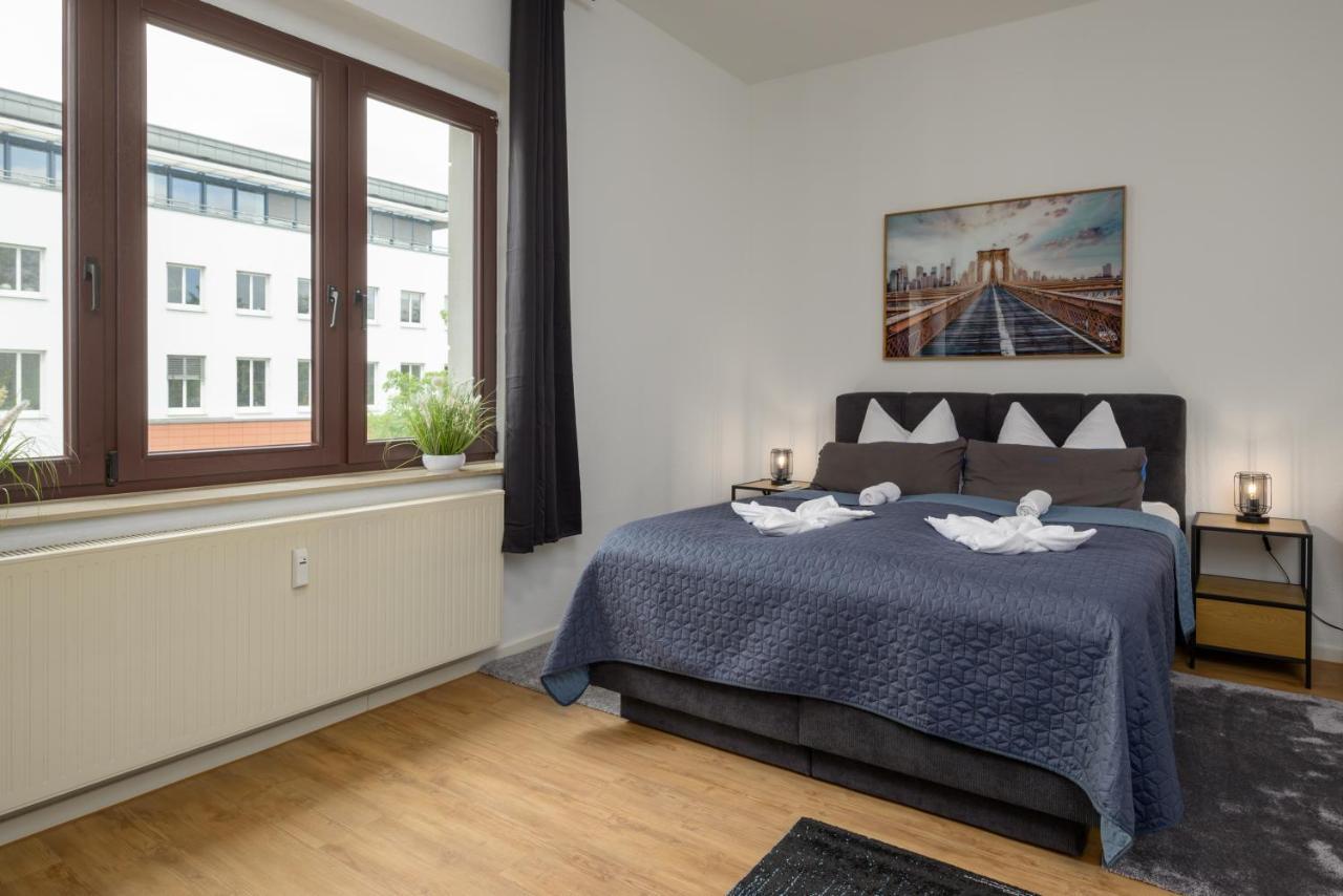Sweethome - Zentral - Kueche & Parkplatz, Wifi Halle  Exterior foto